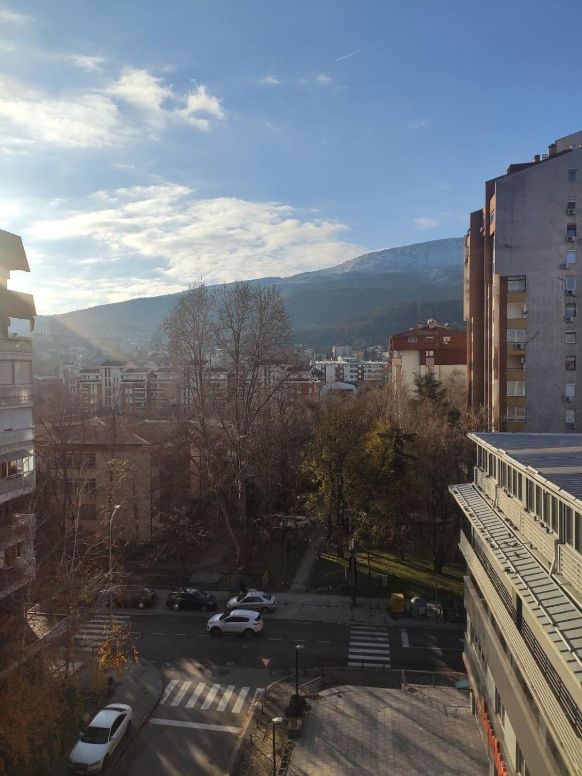 City Center White Apartment! Скопье Экстерьер фото
