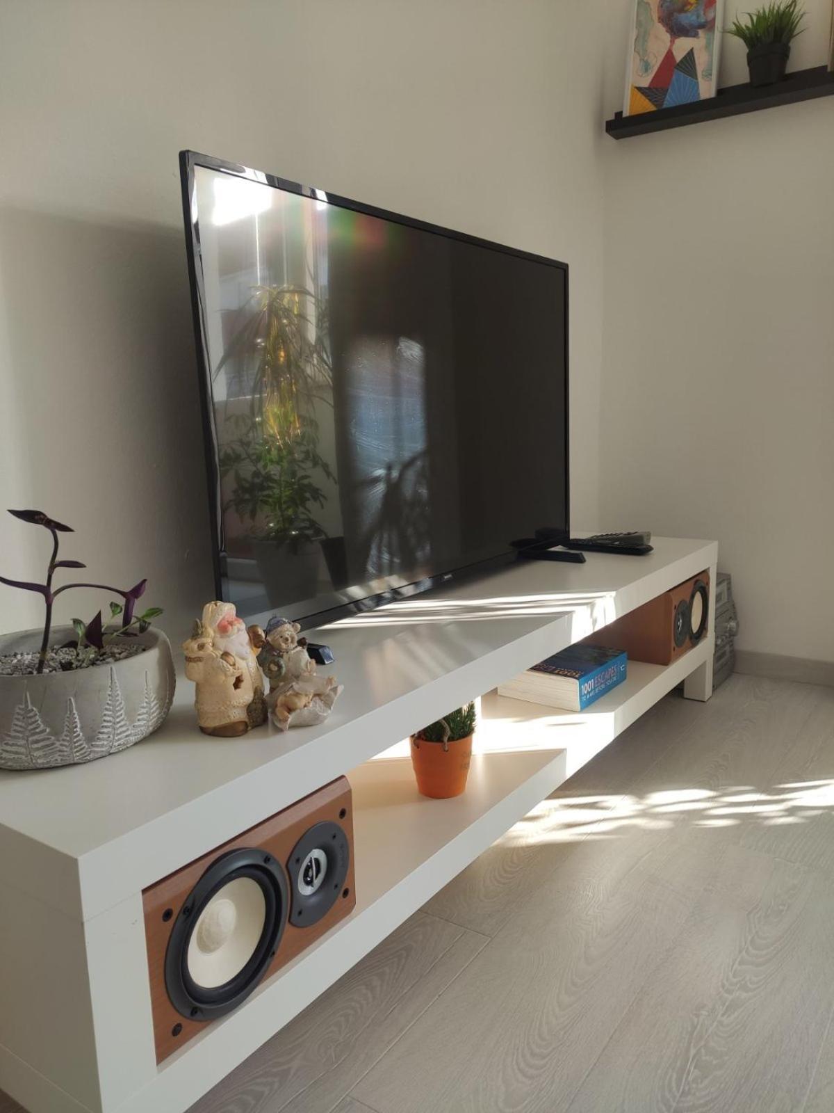 City Center White Apartment! Скопье Экстерьер фото